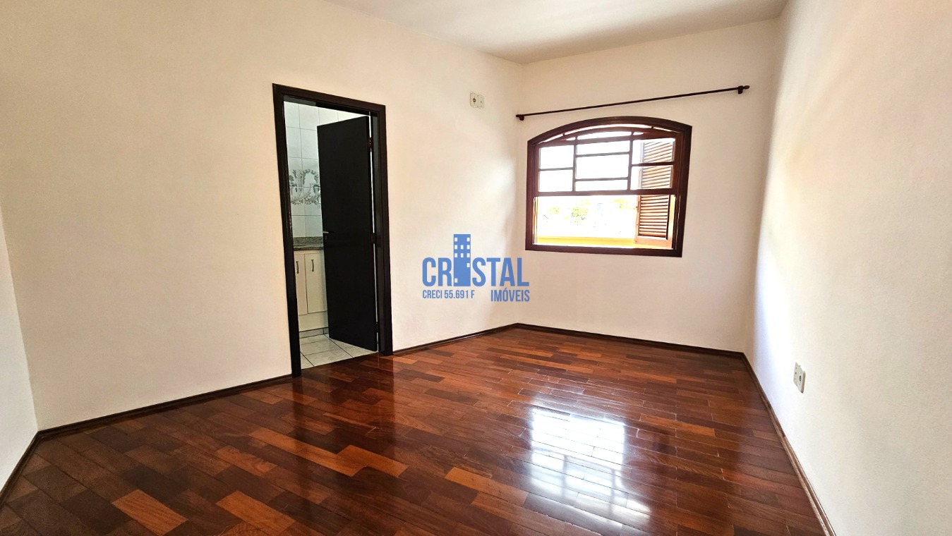 Casa à venda e aluguel com 3 quartos, 233m² - Foto 29