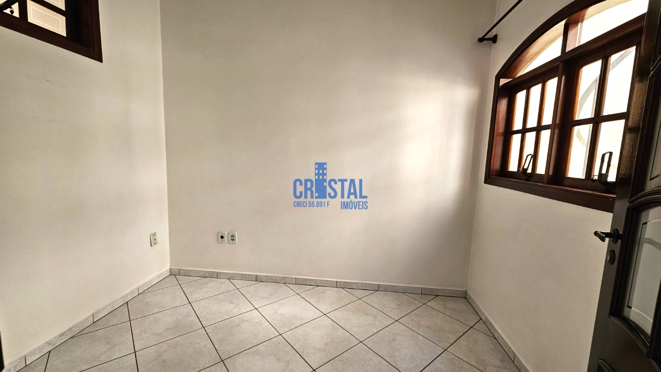 Casa à venda e aluguel com 3 quartos, 233m² - Foto 11