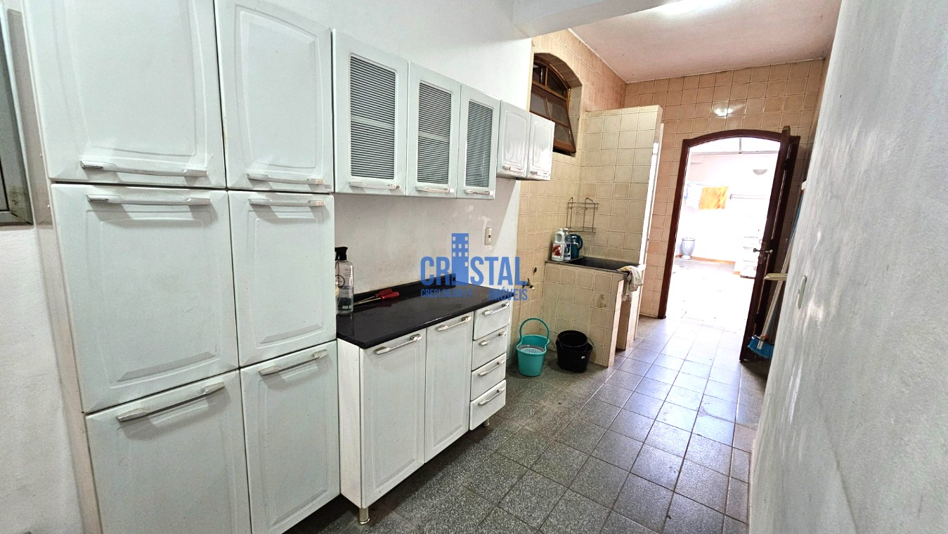 Sobrado à venda com 3 quartos, 180m² - Foto 17