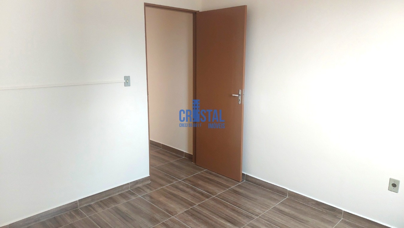 Casa para alugar com 2 quartos, 70m² - Foto 6