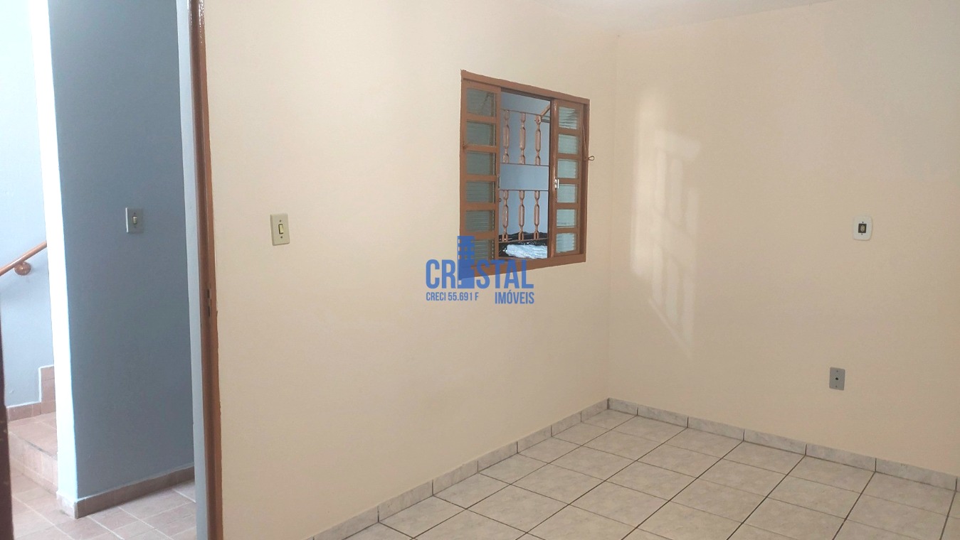 Casa para alugar com 2 quartos, 70m² - Foto 17