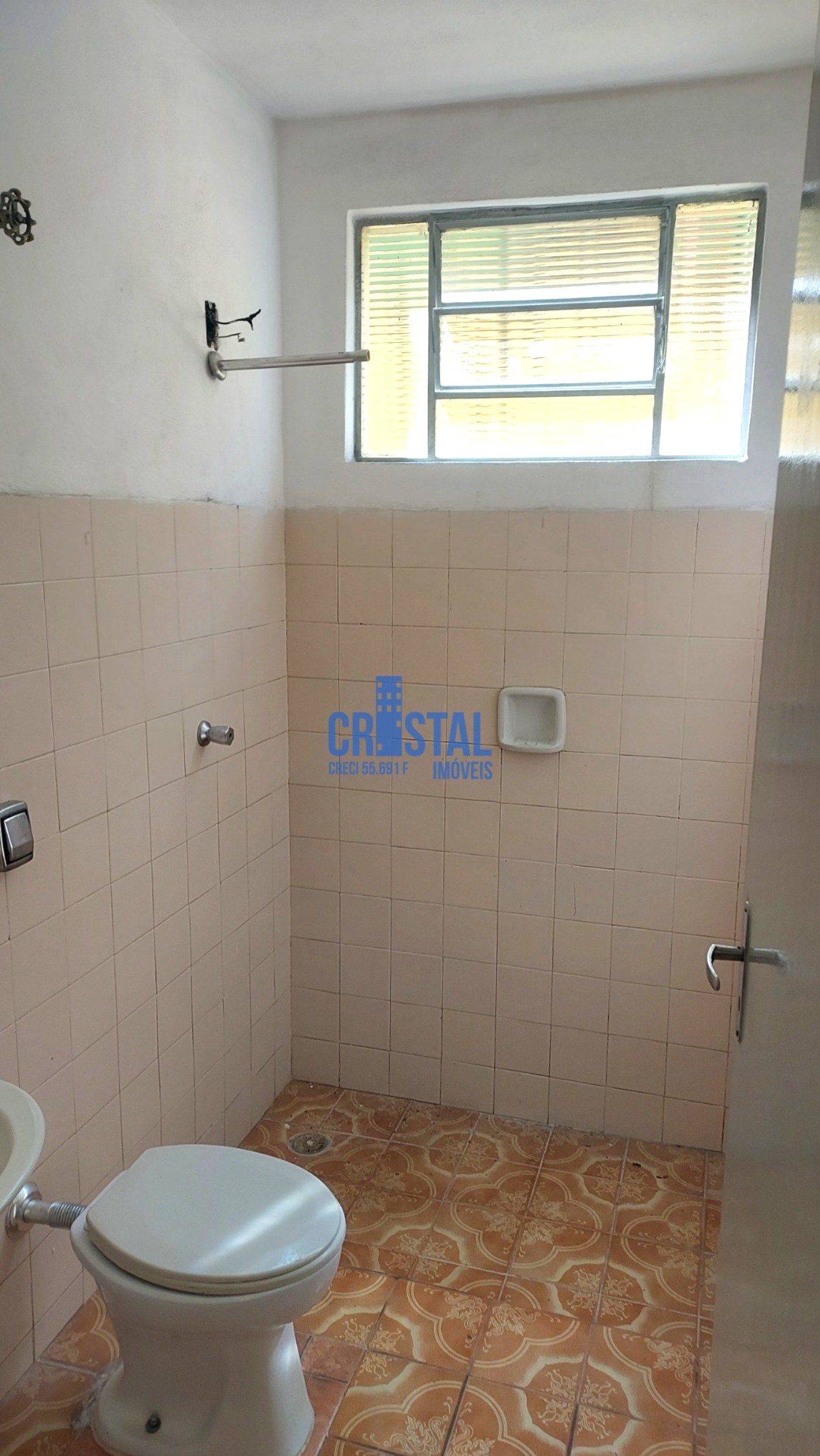 Casa para alugar com 2 quartos, 70m² - Foto 9