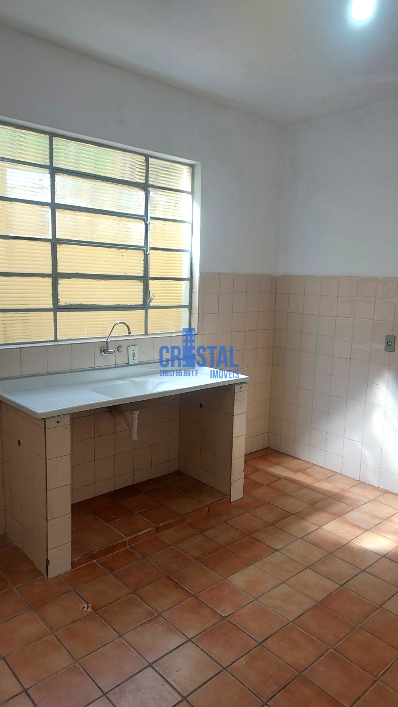 Casa para alugar com 2 quartos, 70m² - Foto 18