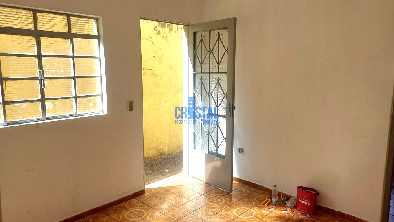 Casa para alugar com 2 quartos, 70m² - Foto 6