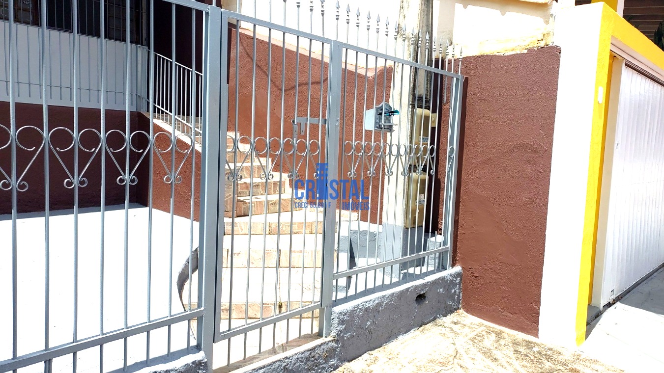 Casa para alugar com 2 quartos, 95m² - Foto 3