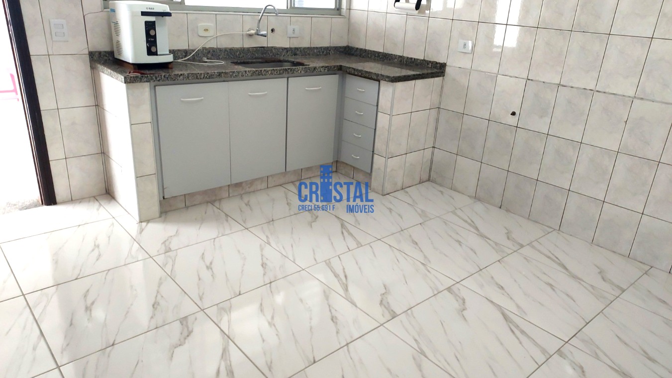 Casa para alugar com 2 quartos, 95m² - Foto 21