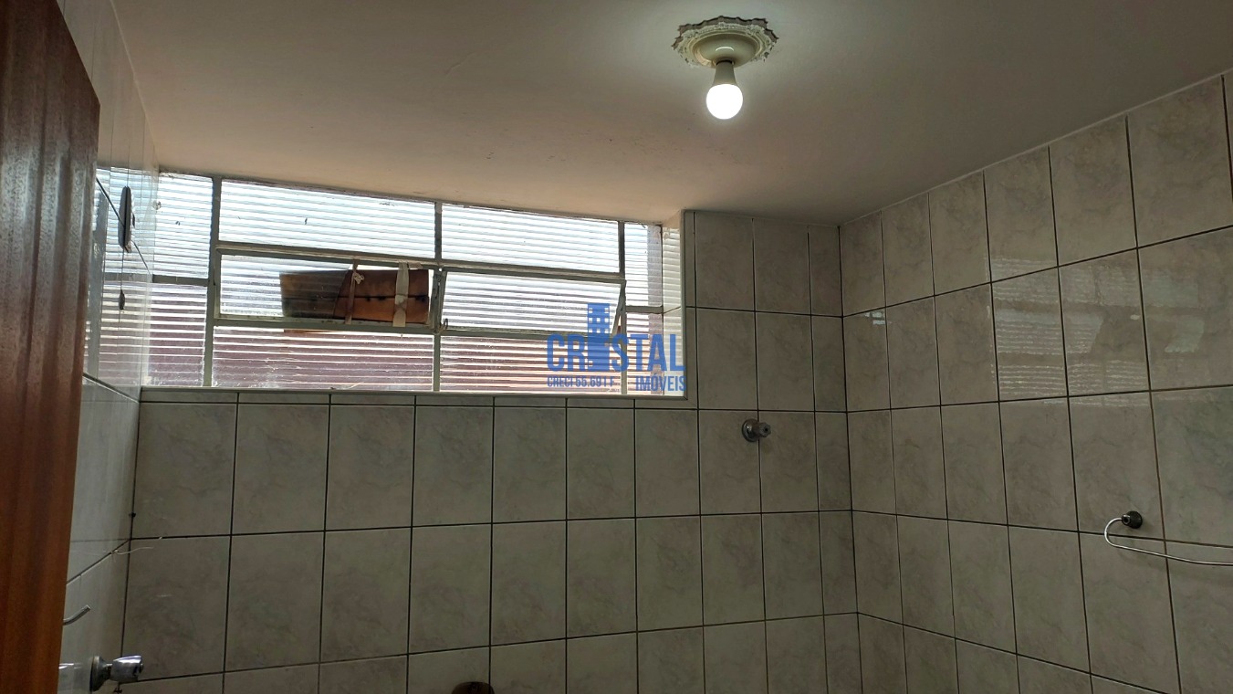 Casa para alugar com 2 quartos, 95m² - Foto 14