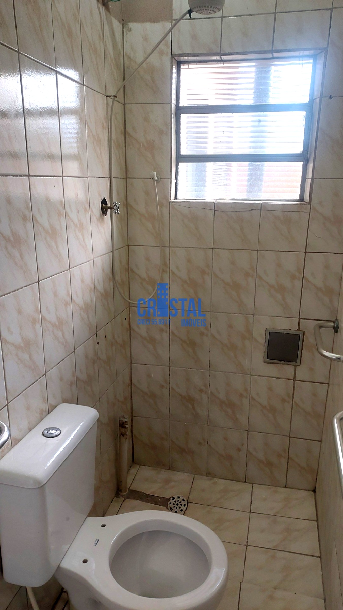Casa para alugar com 2 quartos, 90m² - Foto 12