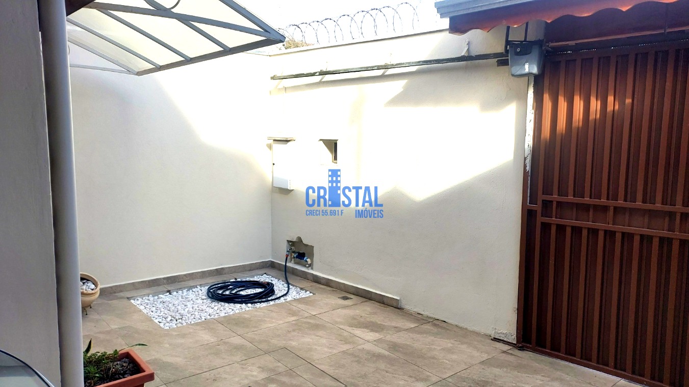Casa à venda com 2 quartos, 92m² - Foto 3