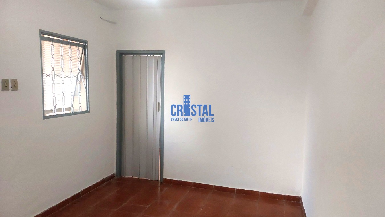 Casa para alugar com 2 quartos, 90m² - Foto 3