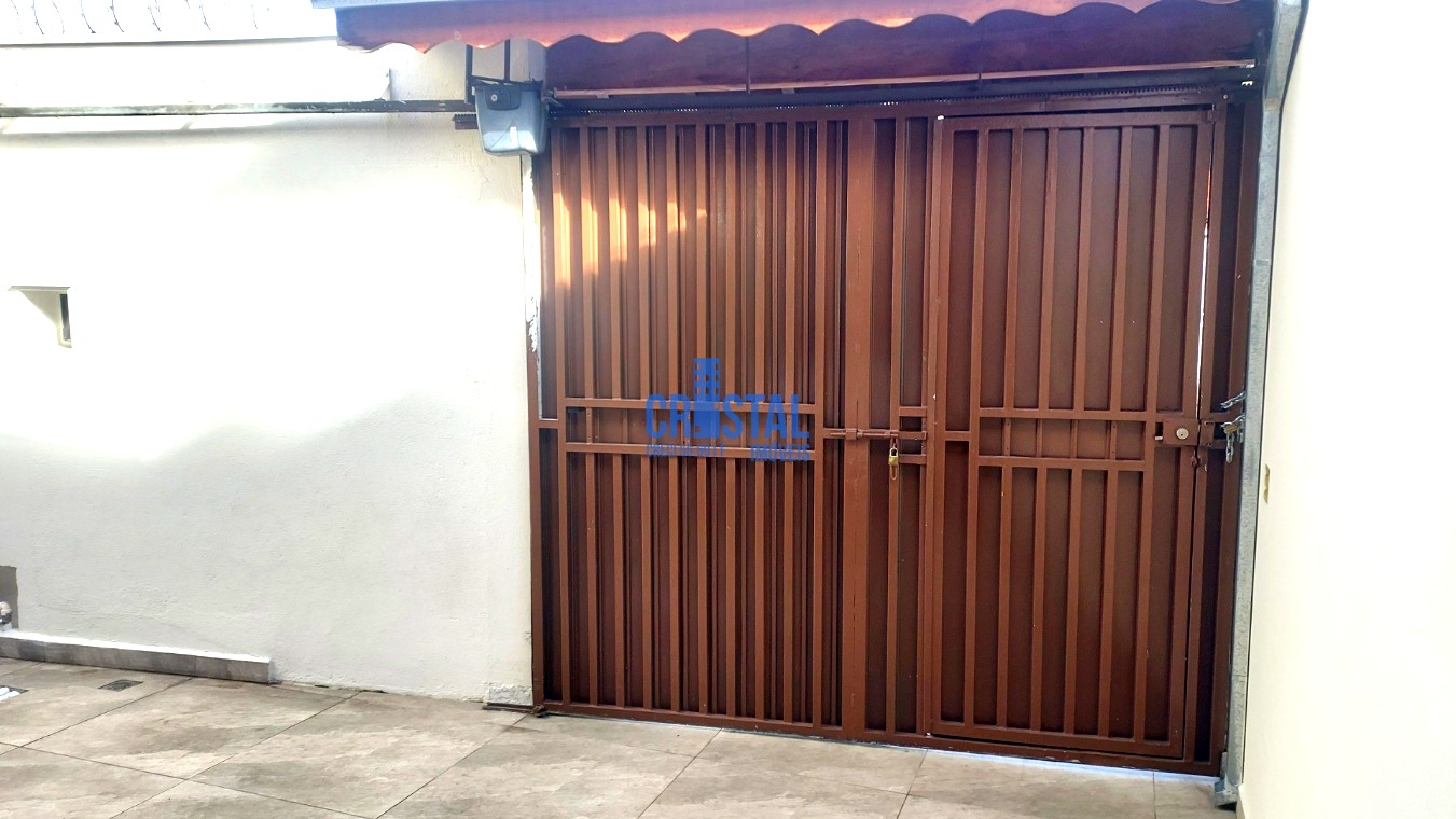 Casa à venda com 2 quartos, 92m² - Foto 4