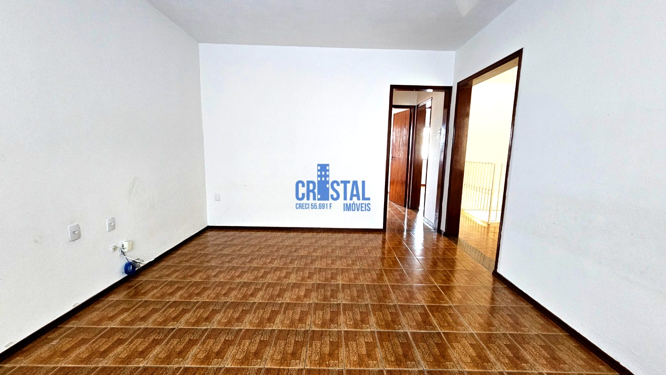 Casa à venda com 3 quartos, 244m² - Foto 10