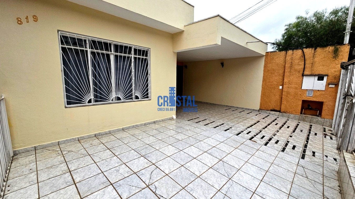 Casa à venda com 3 quartos, 244m² - Foto 3