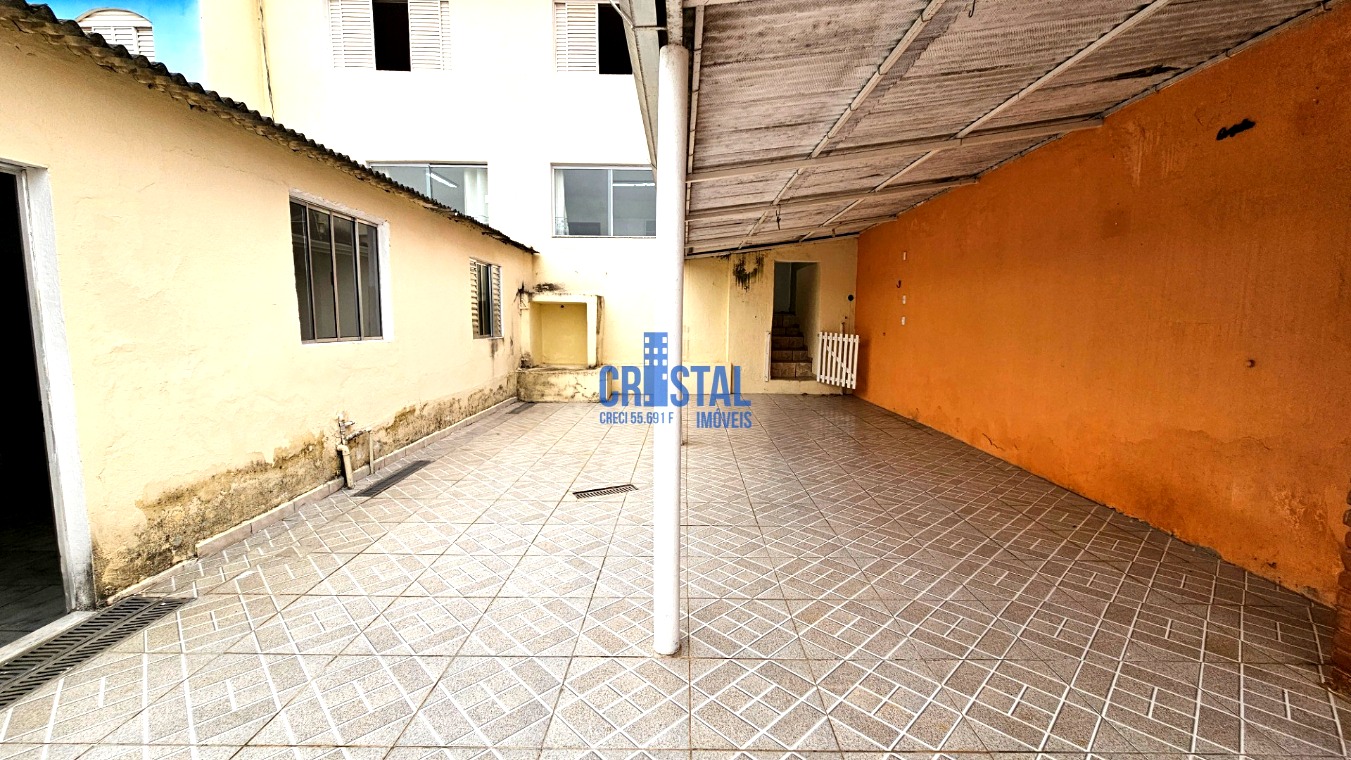 Casa à venda com 3 quartos, 244m² - Foto 37