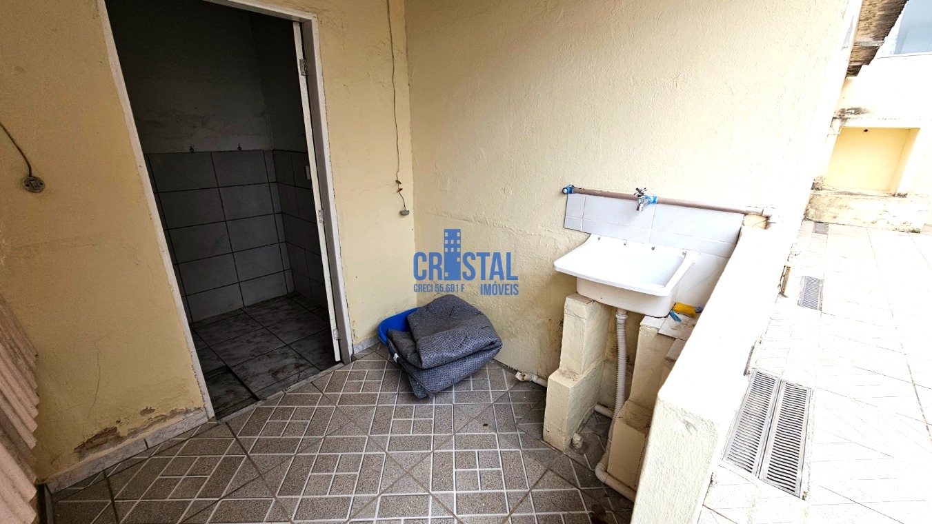 Casa à venda com 3 quartos, 244m² - Foto 43