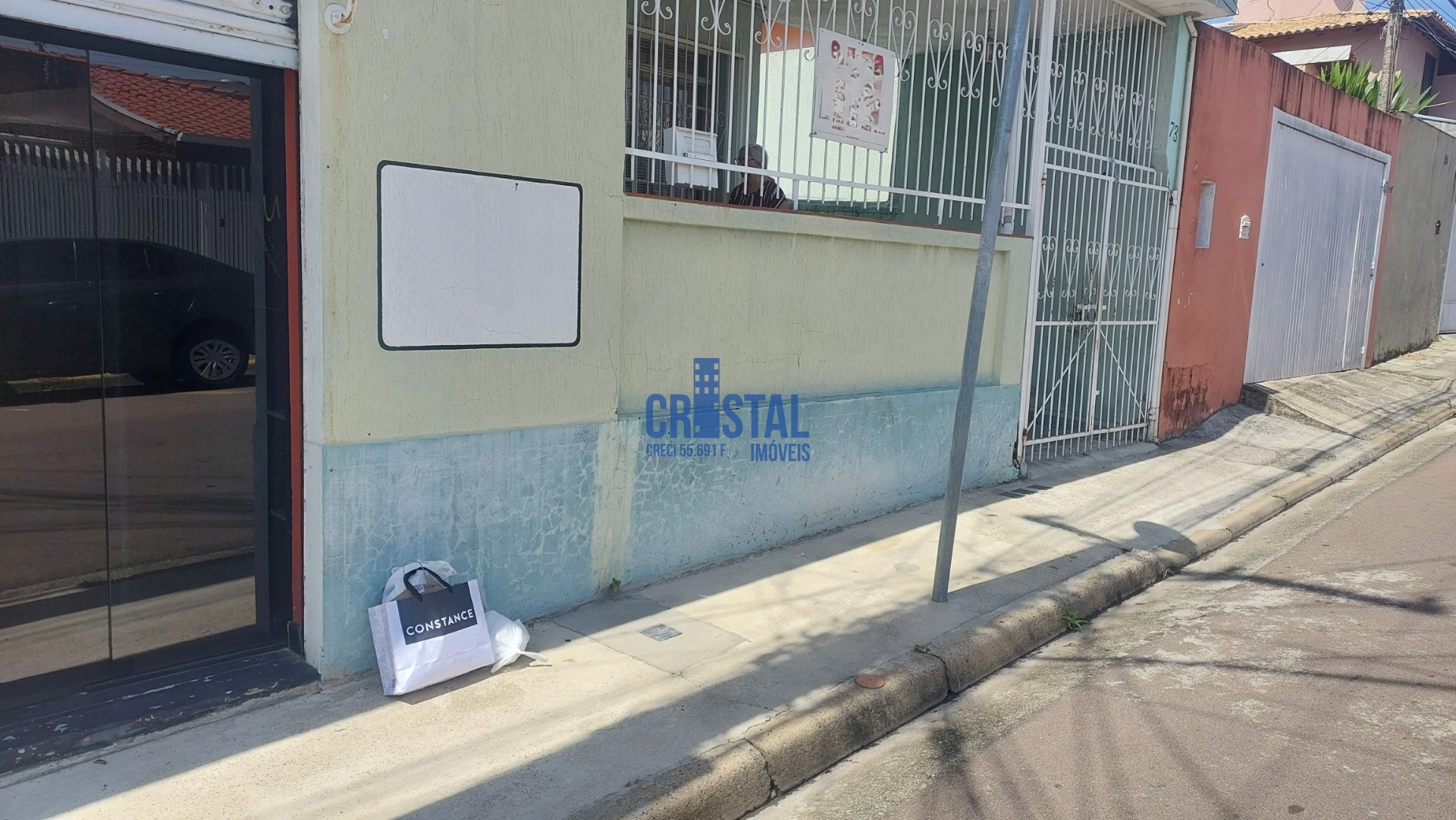 Casa, 4 quartos, 249 m² - Foto 1