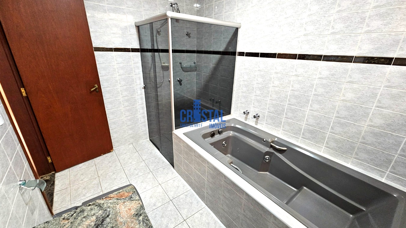 Casa, 3 quartos, 210 m² - Foto 38