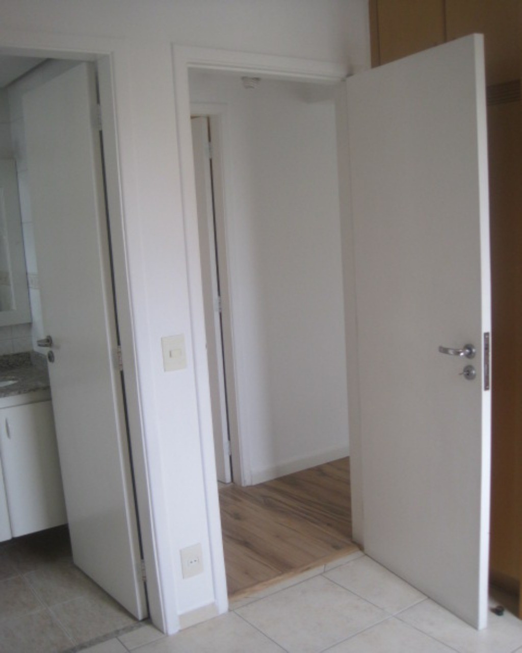 Apartamento à venda e aluguel com 2 quartos, 70m² - Foto 11