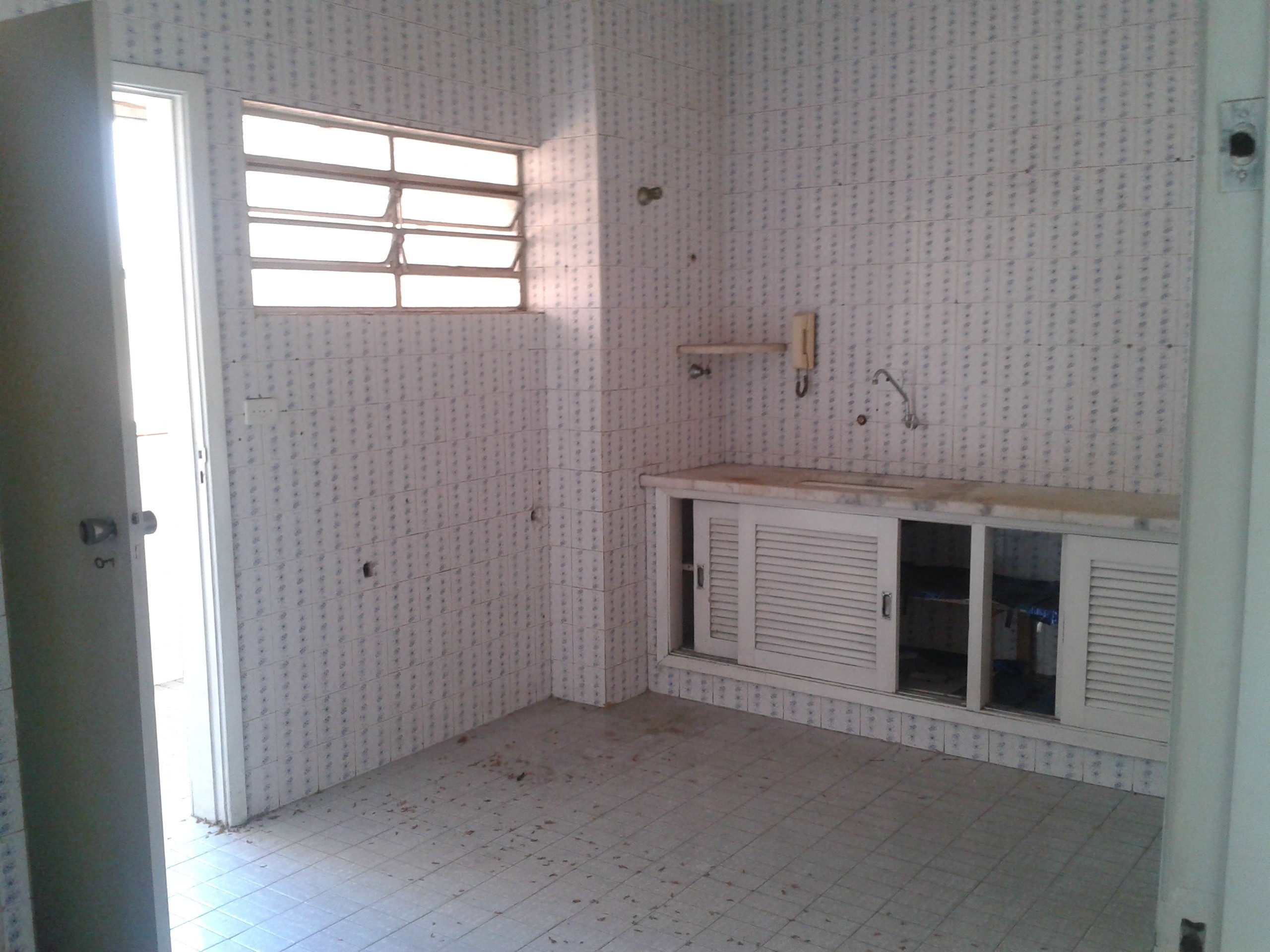 Apartamento à venda com 3 quartos, 120m² - Foto 2