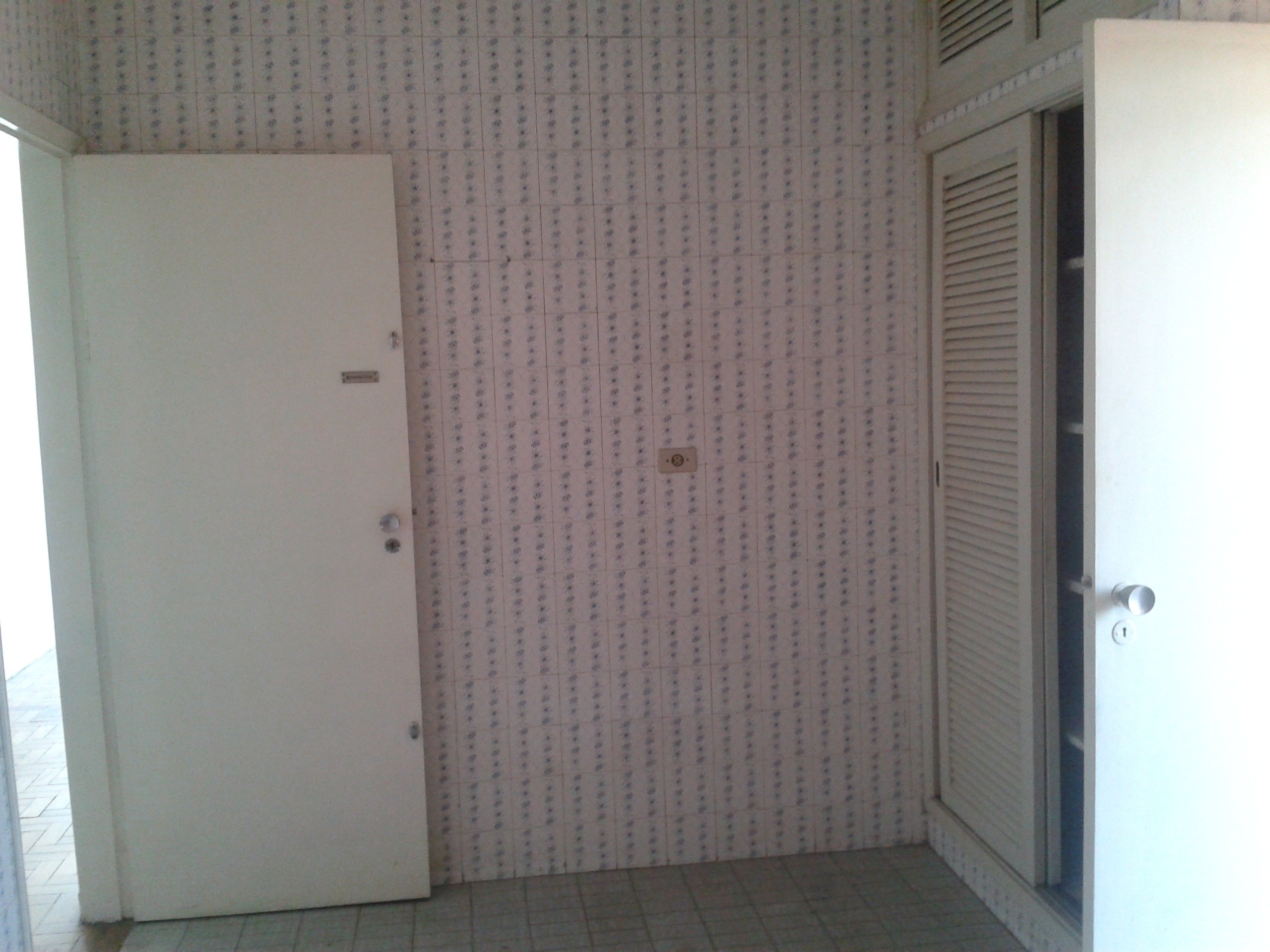 Apartamento à venda com 3 quartos, 120m² - Foto 4