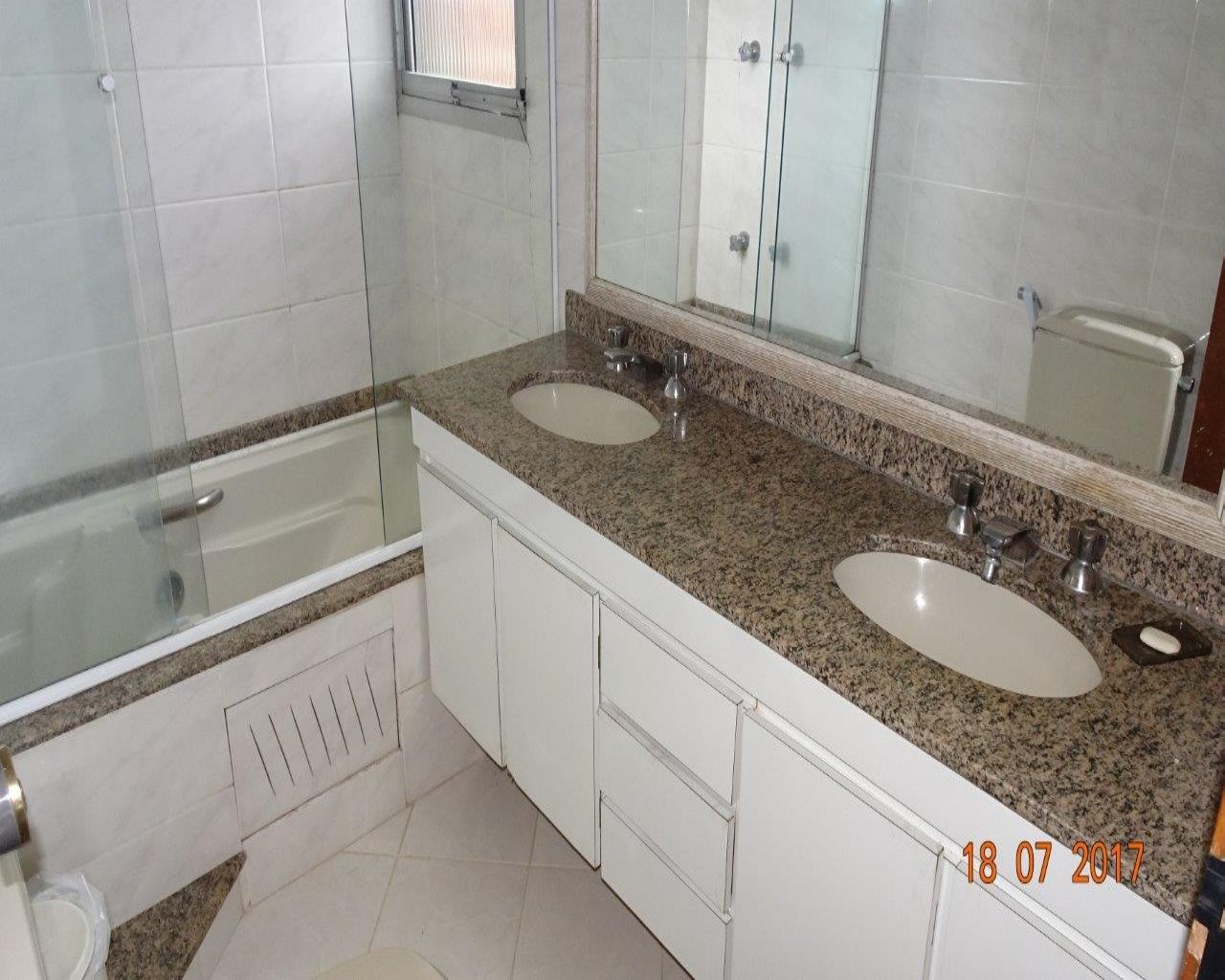 Apartamento à venda com 4 quartos, 135m² - Foto 28