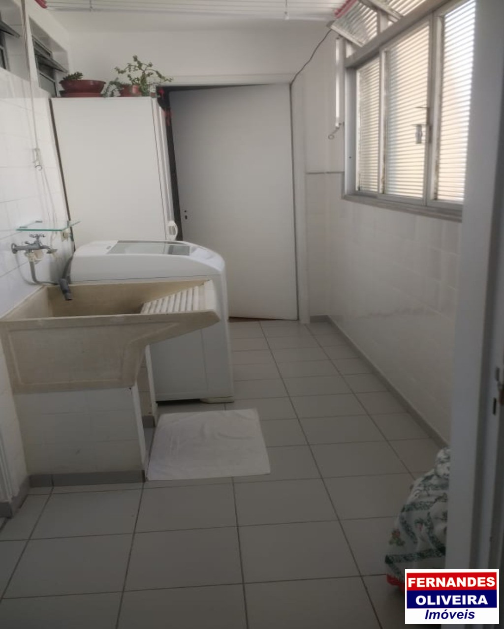 Apartamento à venda com 2 quartos, 85m² - Foto 11