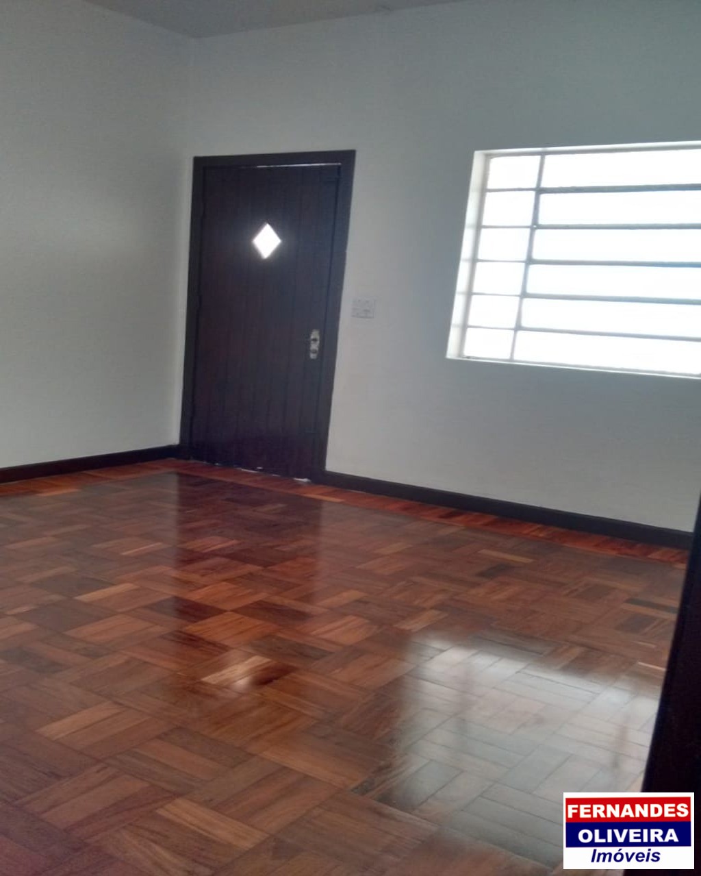 Casa para alugar com 1 quarto, 130m² - Foto 11