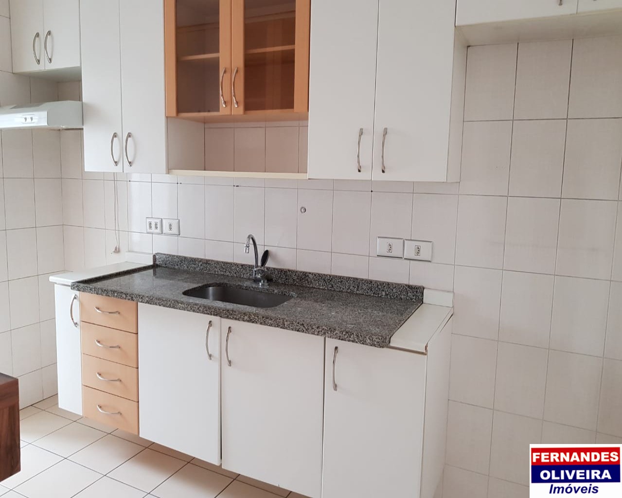 Apartamento à venda com 2 quartos, 65m² - Foto 4