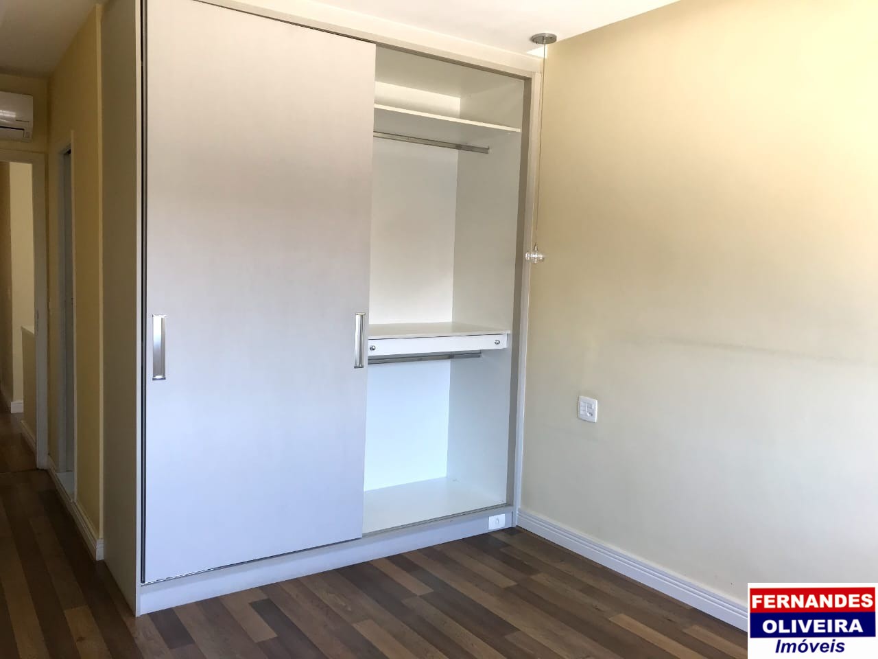 Sobrado à venda com 3 quartos, 200m² - Foto 43