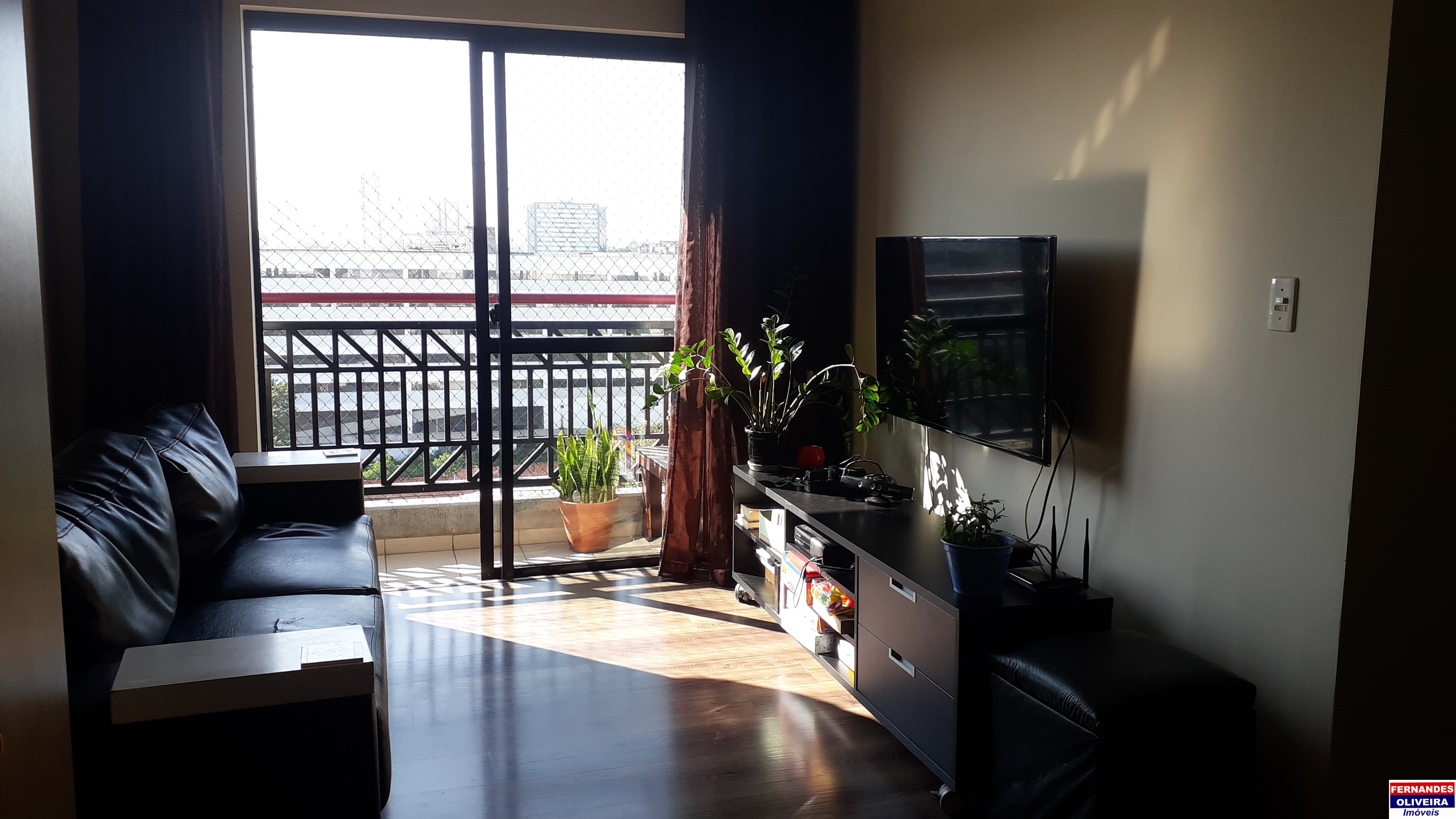 Apartamento à venda com 2 quartos, 64m² - Foto 1