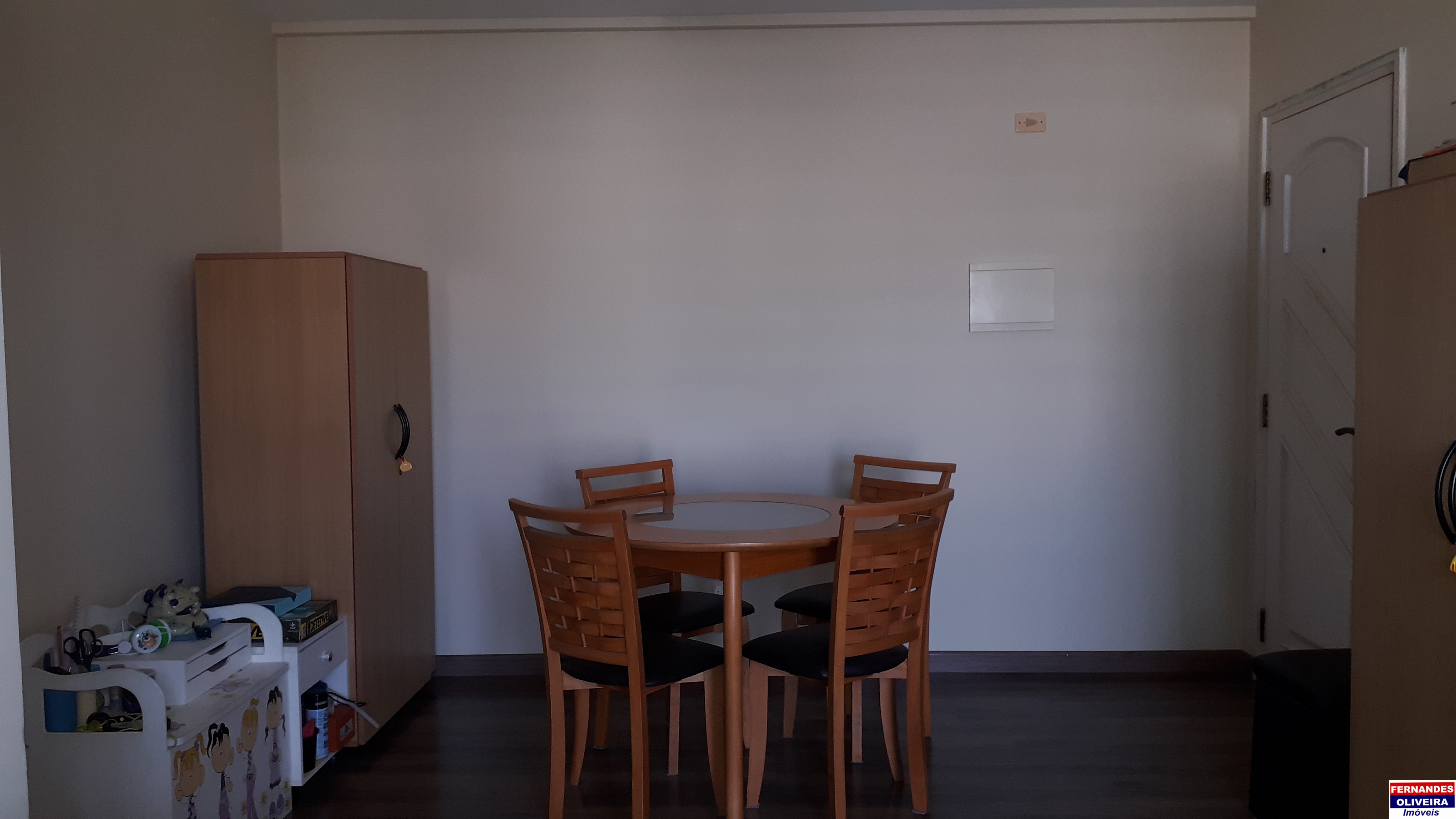 Apartamento à venda com 2 quartos, 64m² - Foto 3