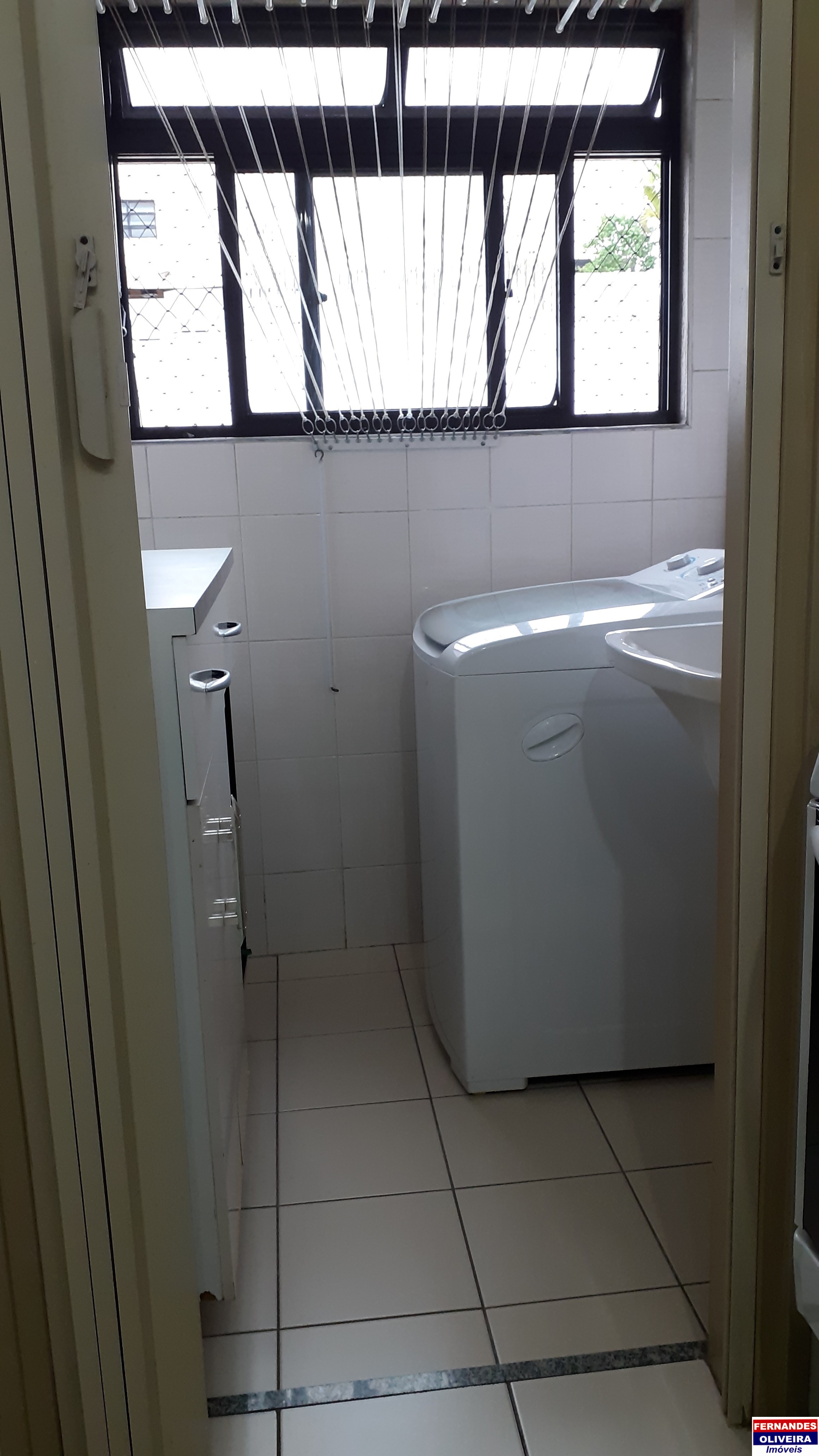 Apartamento à venda com 2 quartos, 64m² - Foto 17