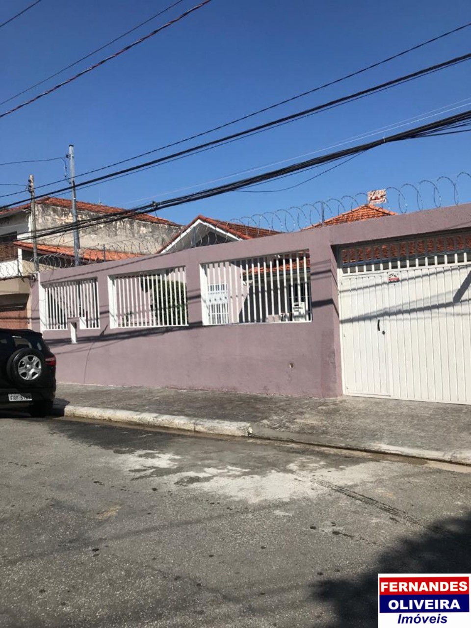 Casa à venda e aluguel com 3 quartos, 360m² - Foto 1