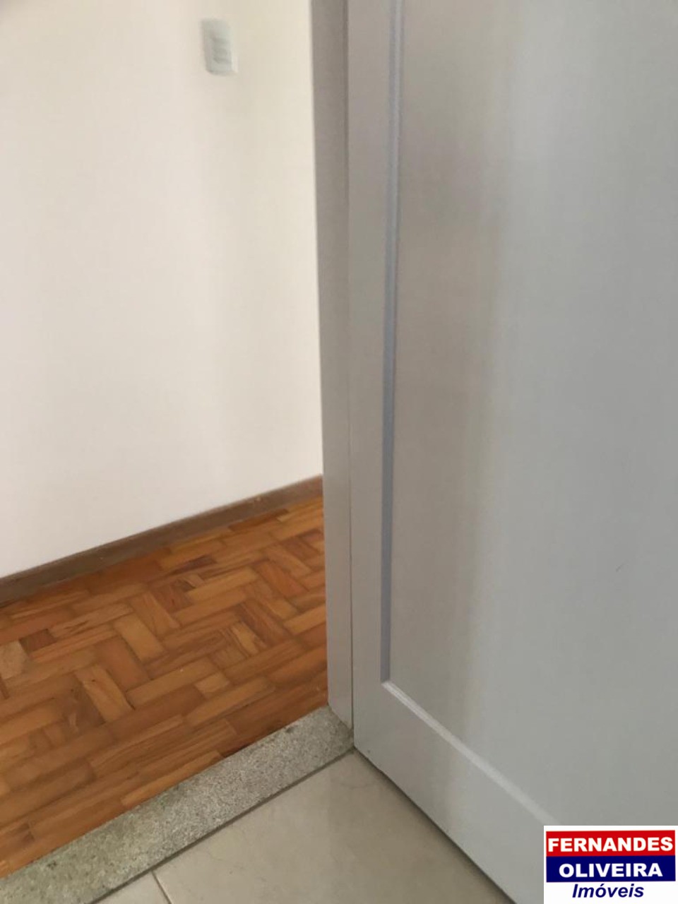 Casa à venda e aluguel com 3 quartos, 360m² - Foto 11