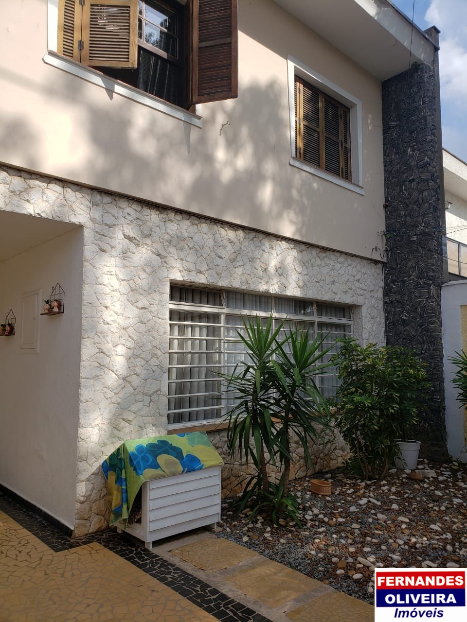 Sobrado à venda com 5 quartos, 178m² - Foto 1