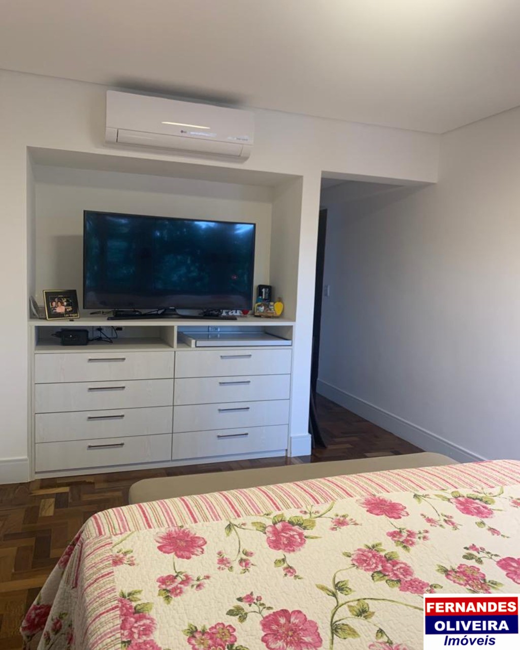 Apartamento à venda com 4 quartos, 156m² - Foto 12