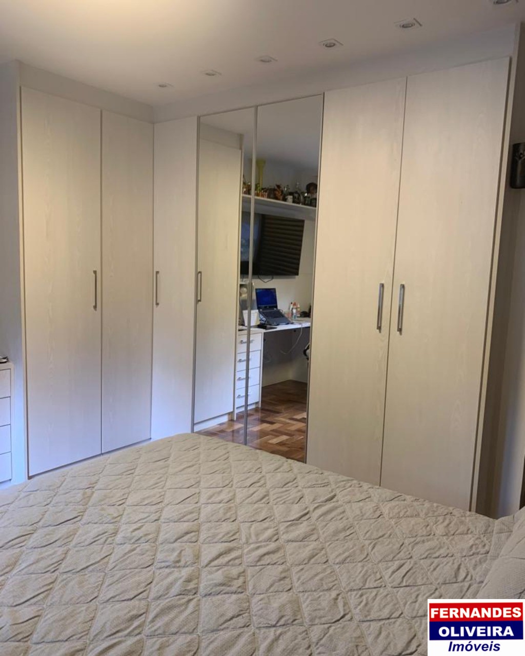 Apartamento à venda com 4 quartos, 156m² - Foto 16