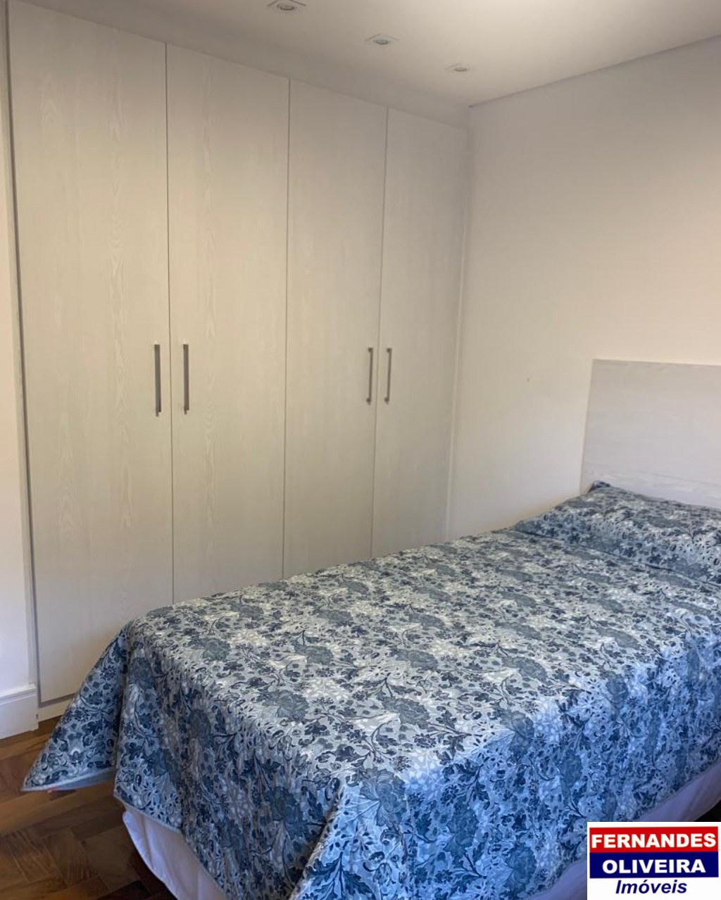 Apartamento à venda com 4 quartos, 156m² - Foto 7