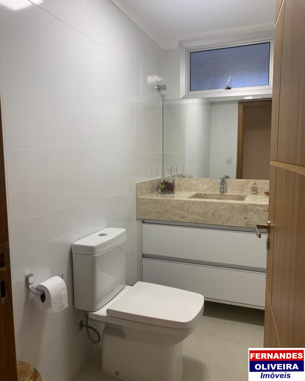 Apartamento à venda com 4 quartos, 156m² - Foto 4