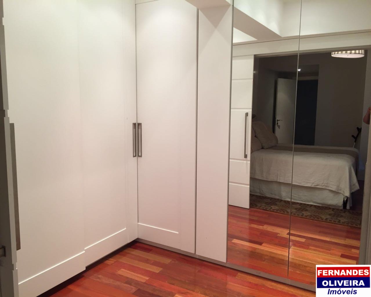 Apartamento à venda com 4 quartos, 227m² - Foto 12