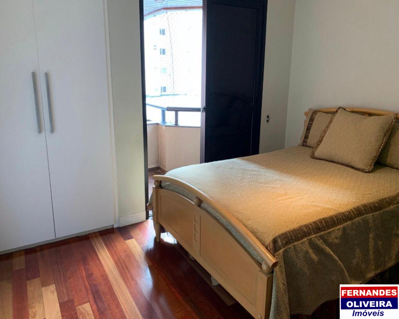 Apartamento à venda com 4 quartos, 227m² - Foto 15