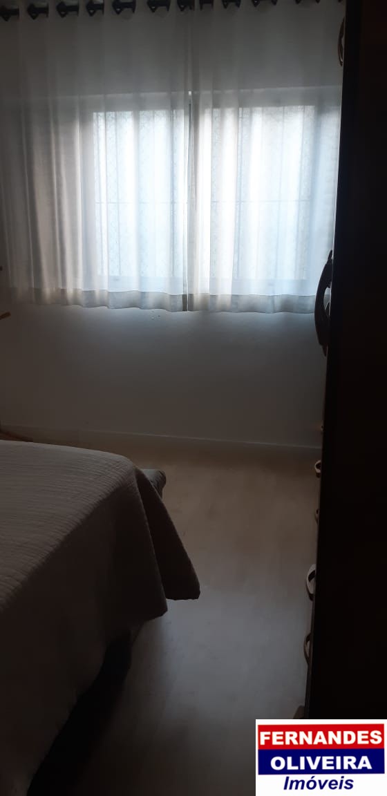 Apartamento à venda com 2 quartos, 70m² - Foto 3