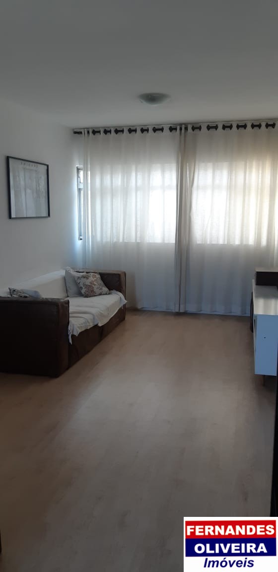 Apartamento à venda com 2 quartos, 70m² - Foto 1