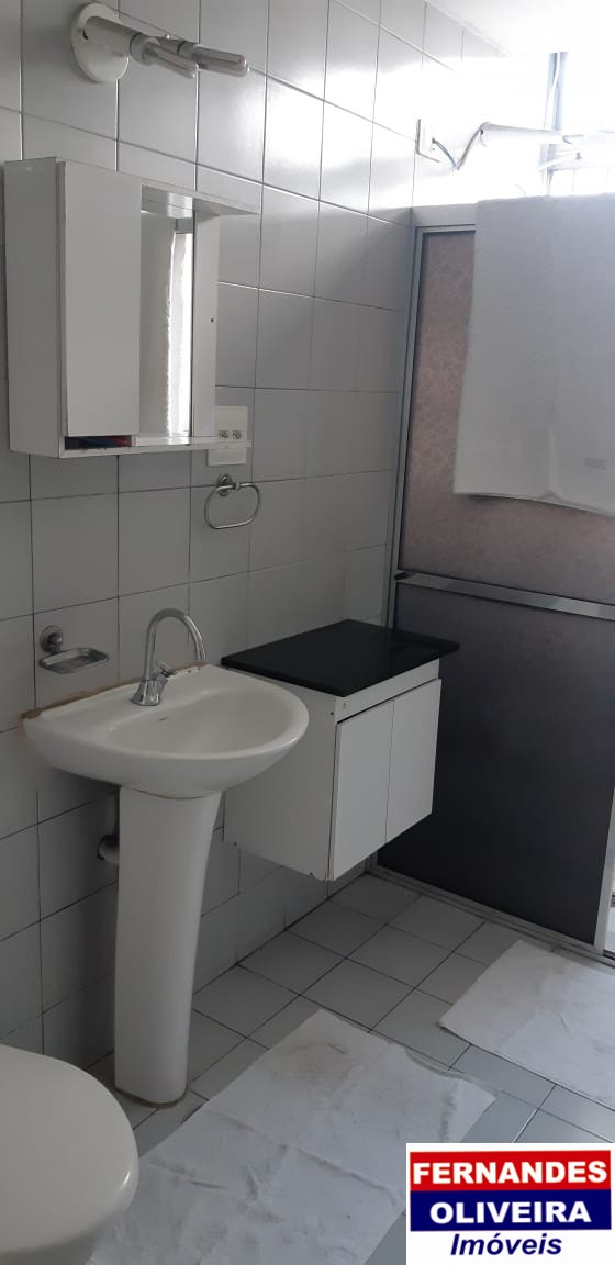 Apartamento à venda com 2 quartos, 70m² - Foto 9