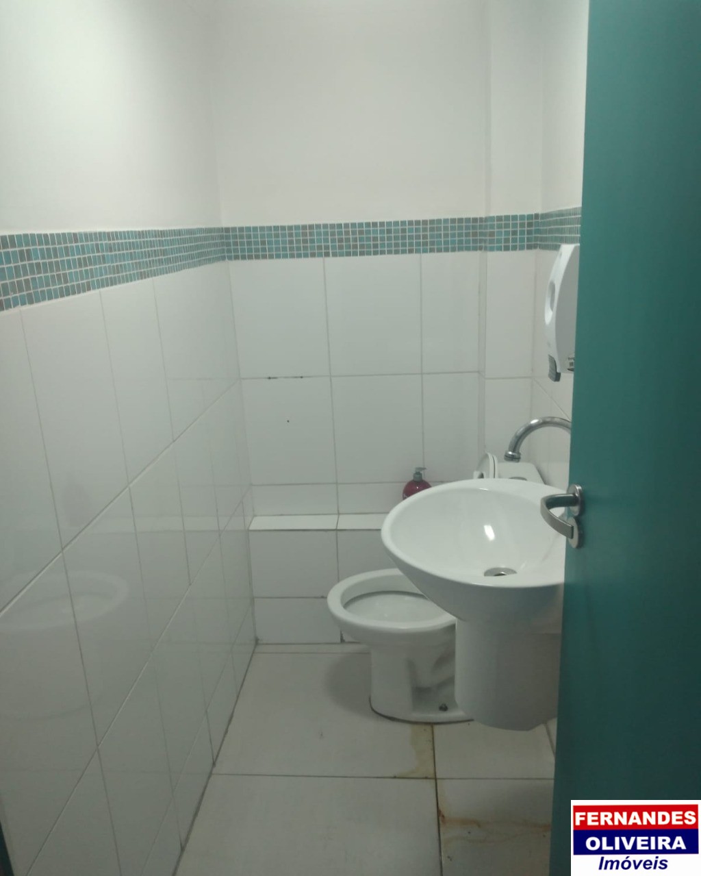 Prédio Inteiro para alugar com 3 quartos, 167m² - Foto 6