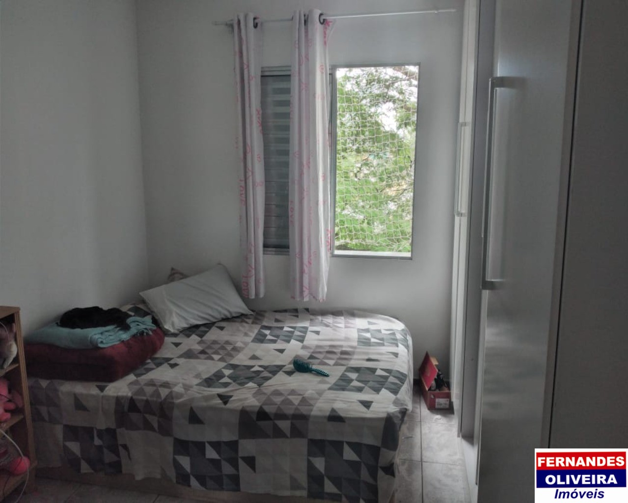 Apartamento à venda com 3 quartos, 80m² - Foto 2