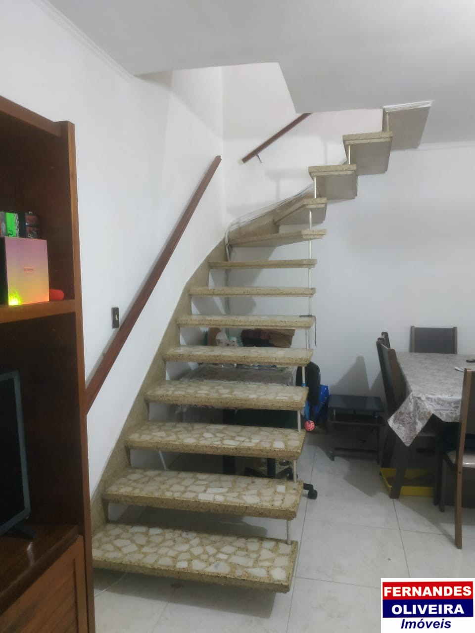 Sobrado à venda com 3 quartos, 120m² - Foto 2