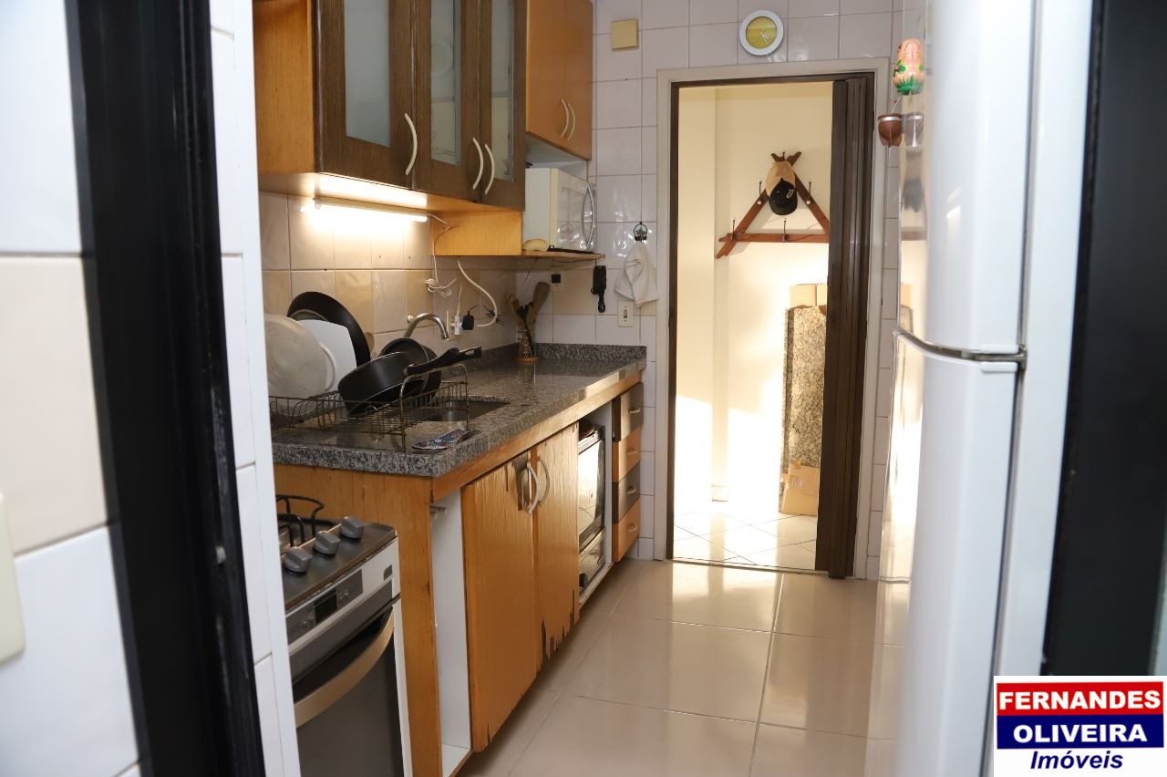 Apartamento à venda com 3 quartos, 70m² - Foto 17