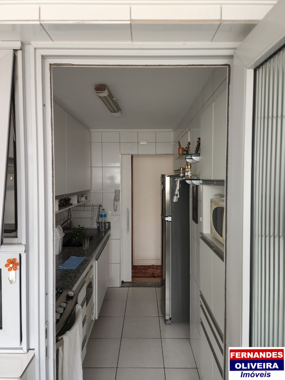 Apartamento à venda com 3 quartos, 75m² - Foto 12