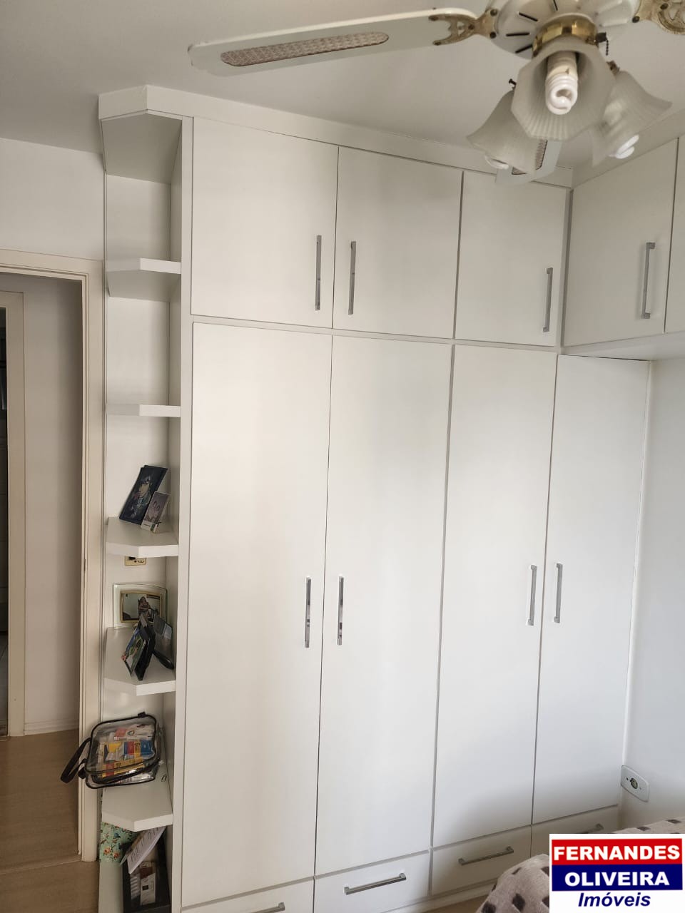 Apartamento à venda com 3 quartos, 75m² - Foto 9